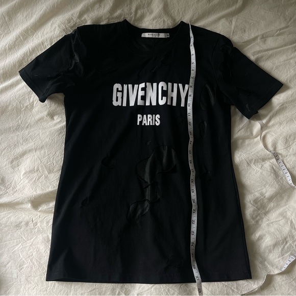 Black Givenchy Crew Neck Tshirt Graphic Print, Medium Unisex - Picture 5 of 5